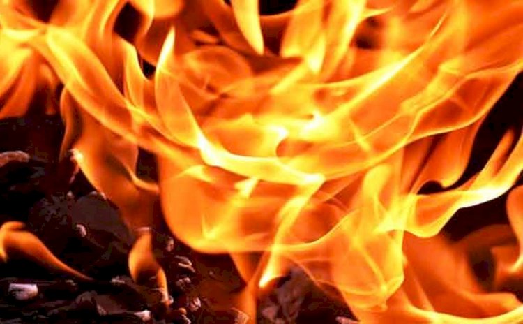 पीडब्लूडी जेईई के घर में संदिग्ध अवस्था में लगी आग, सरकारी फाइलें जली, उठे तमाम सवाल
