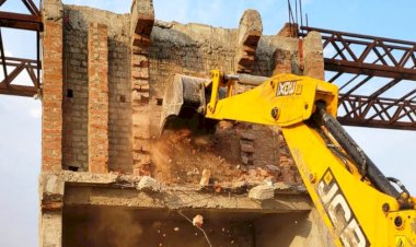 बांदा : अवैध प्लाटिंग पर बांदा विकास प्राधिकरण का फिर चला बुलडोजर