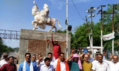बांदा में पुर्नस्थापित हुई महाराणा प्रताप की मूर्ति, अब मुख्यमंत्री योगी से अनावरण कराने की मांग