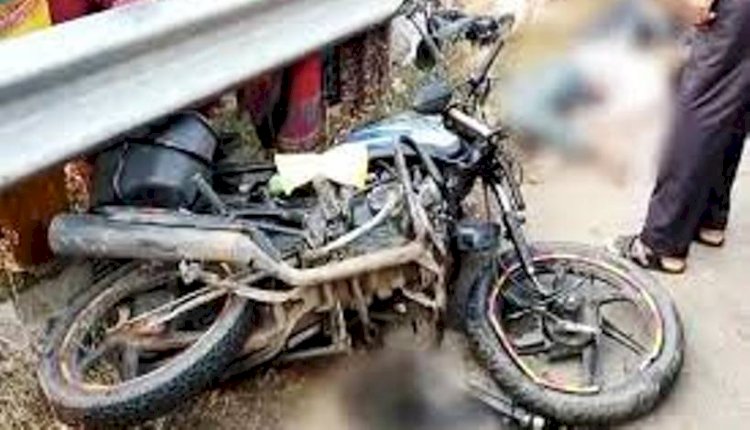हमीरपुर : ट्रक ने बाइक सवार तीन युवकों को रौंदा, मौत