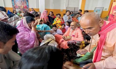 चित्रकूट के मठ-मंदिरों में गुरु वंदन करने पहुंच रहे श्रद्धालुओं का लगा तांता