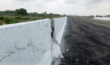 बुंदेलखंड एक्सप्रेसवे पहली बारिश भी नही झेल पाया, गुणवत्ता पर उठे सवाल