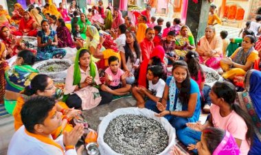 महेश्वरी देवी मंदिर में शिव भक्तों ने 91000 पार्थिव शिवलिंग का किया रुद्राभिषेक