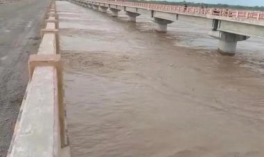 यमुना खतरे के निशान से पानी ढाई मीटर ऊपर, कानपुर जाने वाला स्टेट हाईवे बंद