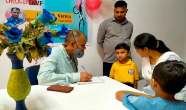 Kidzee में लगा मेडिकल कैम्प, नन्हें-मुन्नों का हुआ स्वास्थ्य परीक्षण
