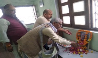 पत्रकारिता के सितारा बने दिवंगत पत्रकार अरुण खरे को श्रद्धांजलि