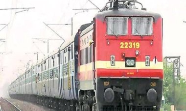 झांसी में मुंबई-अमृतसर एक्सप्रेस में क्षमता से अधिक लोड होने पर इंजन फेल