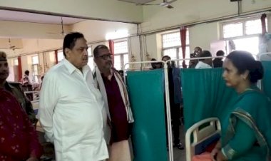 कांग्रेस के प्रांतीय अध्यक्ष नसीमुद्दीन, जिला अस्पताल में दुष्कर्म का शिकार होने से बची पीड़िता से मिले, और कहीं ये बात