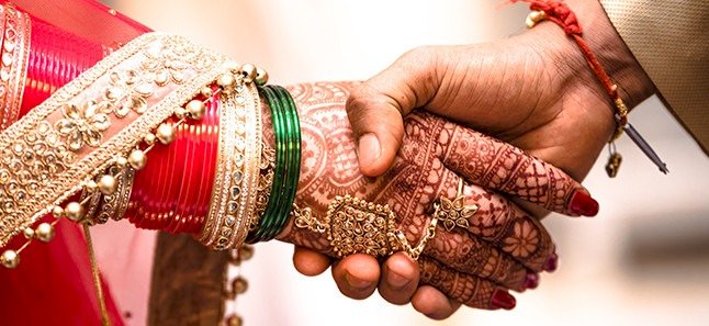 इश्क के आगे सब संभव: लिंग परिवर्तन होने के बाद महिला खिलाड़ी से हुई शादी
