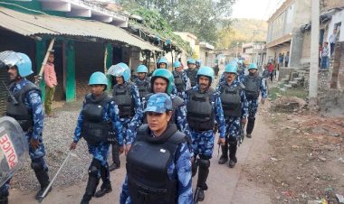 रैपिड एक्शन फोर्स ने अति संवेदनशील क्षेत्र में रुट मार्च निकाला