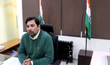 डीएम चित्रकूट अभिषेक आनंद ने की अपील, तो कैंसर पीड़ित की मदद को उठे हाथ