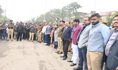 21000 स्कूली बच्चों  ने मिलकर बनाई 12 किलोमीटर लंबी मानव श्रृंखला, दिया यह संदेश 