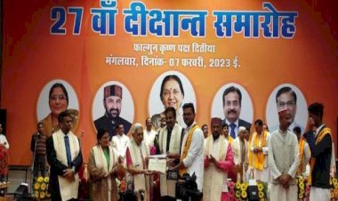 पंडित जेएन महाविद्यालय के मेधावी छात्र ने एक साथ तीन स्वर्ण पदक हासिल कर गौरवान्वित किया