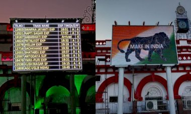 वीरांगना लक्ष्मीबाई झाँसी स्टेशन पर लगा ट्रू कलर LED डिस्प्ले बोर्ड