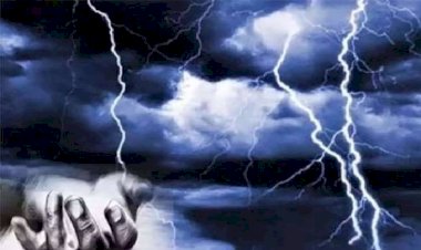 विद्युत पोल पकड़ कर 10 वर्षीय बालक कांप रहा था, लोग समझे खेल रहा है, हुई दर्दनाक मौत