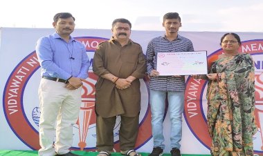 ये हैं विद्यावती स्कूल के छात्र ध्रुव, मुख्यमंत्री योगी भी कर चुके हैं सम्मानित