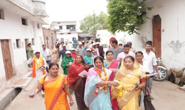 नगर पालिका चेयरमैन प्रत्याशी मालती बासू को जनसंपर्क में मिल रहा है जनसमर्थन