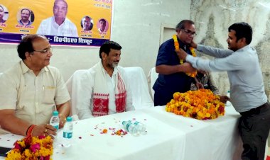 अपने कार्य के प्रति व्यक्ति को रहना चाहिए सचेत: सांसद