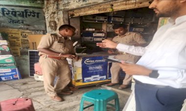 नामचीन कंपनियों के नाम पर बेच रहे लोकल इलेक्ट्रॉनिक सामान, तीन हिरासत में