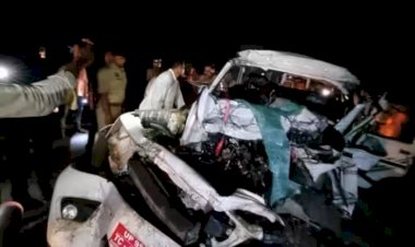 तेज रफ्तार बोलेरो खड़े ट्रक से टकराई 6 लोगों की मौत, दो की हालत गंभीर