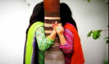 दो सहेलियों में आपस में प्यार हो गया,दोनों घर से भाग गईं