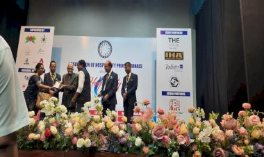 प्रोफेसर सुनील काबिया एएचपी एक्सीलेंस अवार्ड से सम्मानित