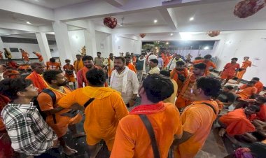 चित्रकूट से जल लेकर आ रहे कावड़ियों का एक शराबी से हुआ विवाद, कांवड़ियों ने काटा बवाल