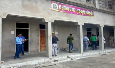 करोड़ों रुपये कीमत के विद्यालय के भवन को किया सीज