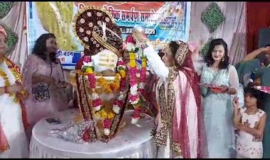 इस लड़की ने भगवान शंकर को बनाया साजन,वरमाला डाल रचाई शादी