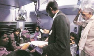 बरौनी एक्सप्रेस ट्रेन में सफर के दौरान यात्री ने टीटीई को जड़ा थप्पड़