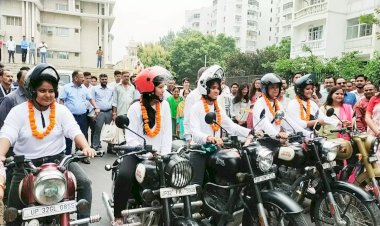 सुरक्षा का संदेश लेकर लखनऊ से बुंदेलखंड तक घूमी महिला बाईकर्स टीम