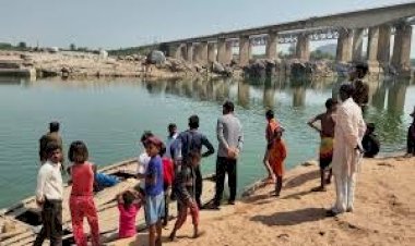 चार दिन से लापता युवक को केन नदी में डुबो कर मार डालने का आरोप 