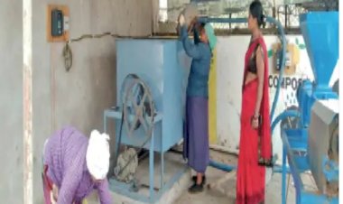 डीएम दुर्गा शक्ति नागपाल की एक और पहल, गाय के गोबर से तैयार होगा प्राकृतिक पेंट