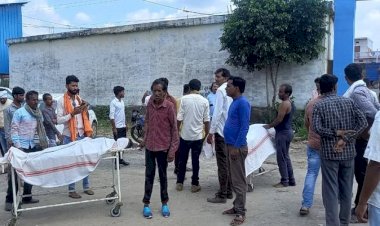 खेत गई इन दो महिलाओं की अचानक हुई मौत, गुस्साए परिजनों ने लगा दिया जाम