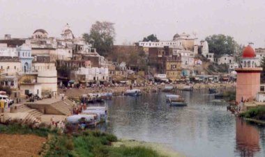 चित्रकूट : मंदाकिनी नदी के साथ हिंसा रोके सरकार : संत मदन गोपाल दास