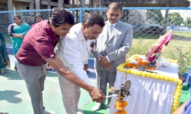 वीएनएमपीएस में लगा विशाल निःशुल्क स्वास्थ्य जाँच शिविर, छात्र छात्राओं व अभिभावकों का हुआ उपचार