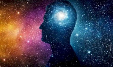 अस्तित्व को मां रूप में देखना आनंददायी