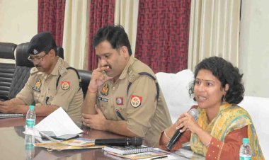 बांदा : डीएम-एसपी की मौजूदगी में केंद्रीय दुर्गा समिति ने कई समस्याओं को उठाया