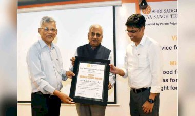 चित्रकूट : नेत्र विज्ञान शोधकर्ता को मिला सदगुरू ह्युमानिटेरियान अवार्ड