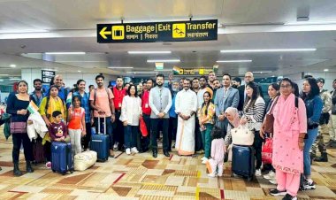 ऑपरेशन अजय की पांचवीं फ्लाइट इजरायल से पहुंची नई दिल्ली, लगे भारत माता की जय के नारे