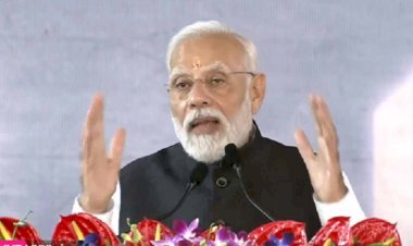 प्रधानमंत्री ने रघुवर मंदिर में की पूजा, चित्रकूट को बताया अलौकिक क्षेत्र