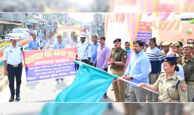 चित्रकूट : डीएम-एसपी ने यातायात माह नवम्बर का किया शुभारम्भ