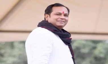चित्रकूट विधायक और कांग्रेस उम्मीदवार नीलांशु चतुर्वेदी की गाड़ी पर पथराव