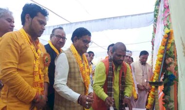 चित्रकूट : हवन पूजन कर नगर के मुख्य मार्गो से निकाली शोभा यात्रा