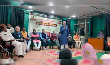 कविताओं के माध्यम से बुंदेली कवियों ने वीरांगना लक्ष्मीबाई को किया याद