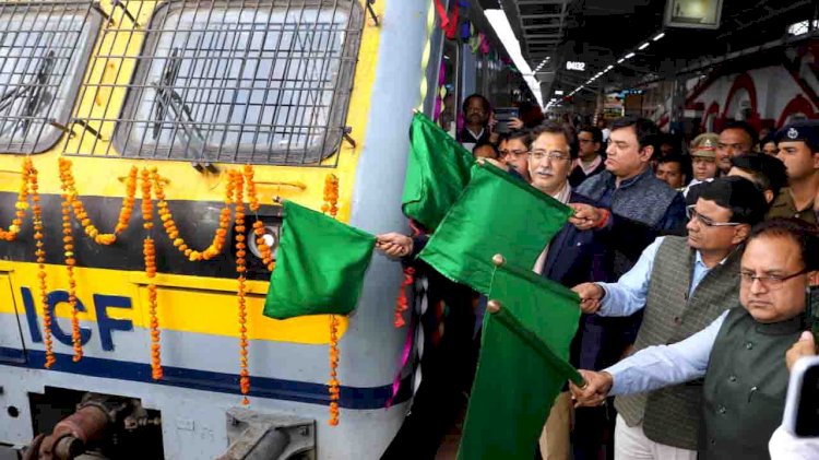खुशखबरी : खजुराहो-टीकमगढ़ मेमू ट्रेन अब झाँसी तक चलेगी