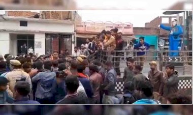 झांसी में डा. भीमराव अंबेडकर की प्रतिमा को अराजक तत्वों ने क्षतिग्रस्त किया