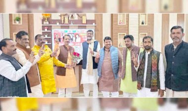 चित्रकूट : भाजपाईयों ने तीन राज्यों में जीत का मनाया जश्न