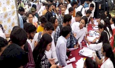 झांसी में जॉब फेयर में 330 अभ्यर्थियों का हुआ चयन