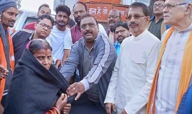 चित्रकूट : सफाई कर्मियो को वितरित किए गए कम्बल